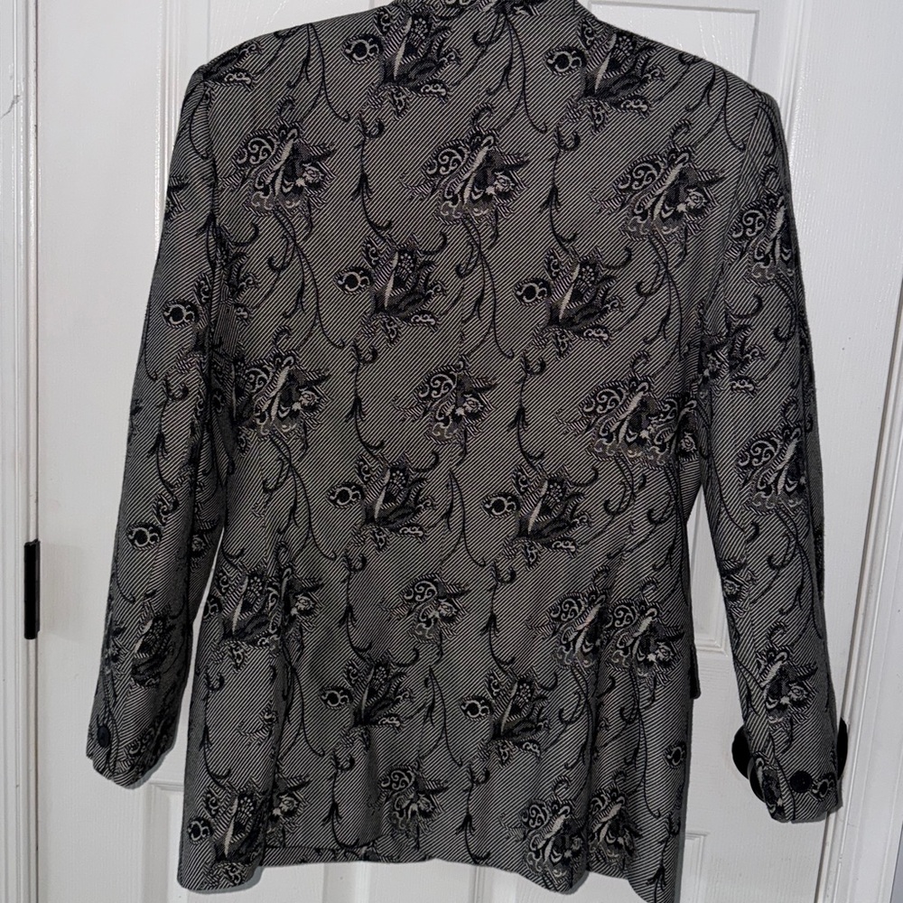 Vintage Christian Dior Jacket 10 - Picture 8 of 13